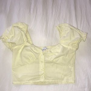 Princess Polly crop top💛